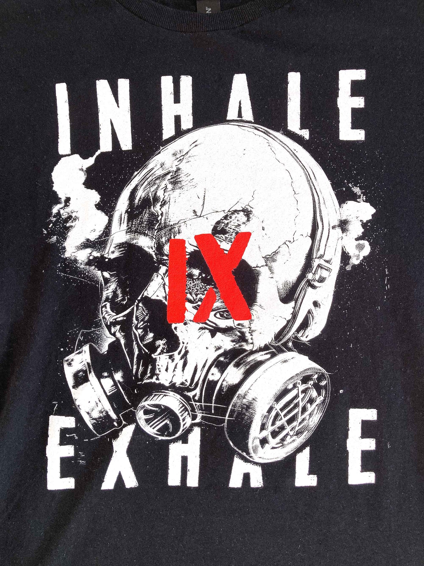Inhale Exhale | Motiv weiß/rot